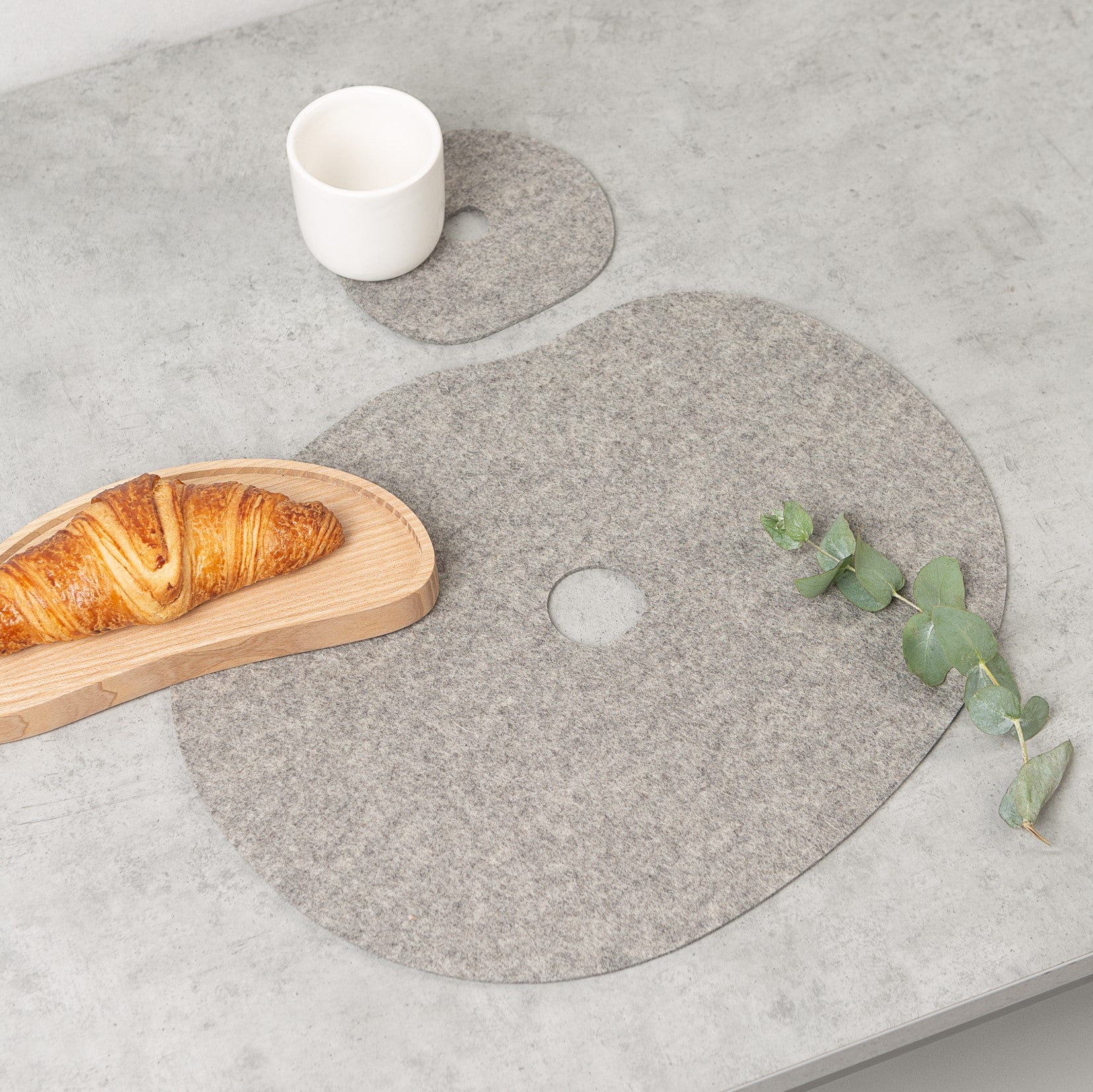 Natural wool felt placemats. Gray or black